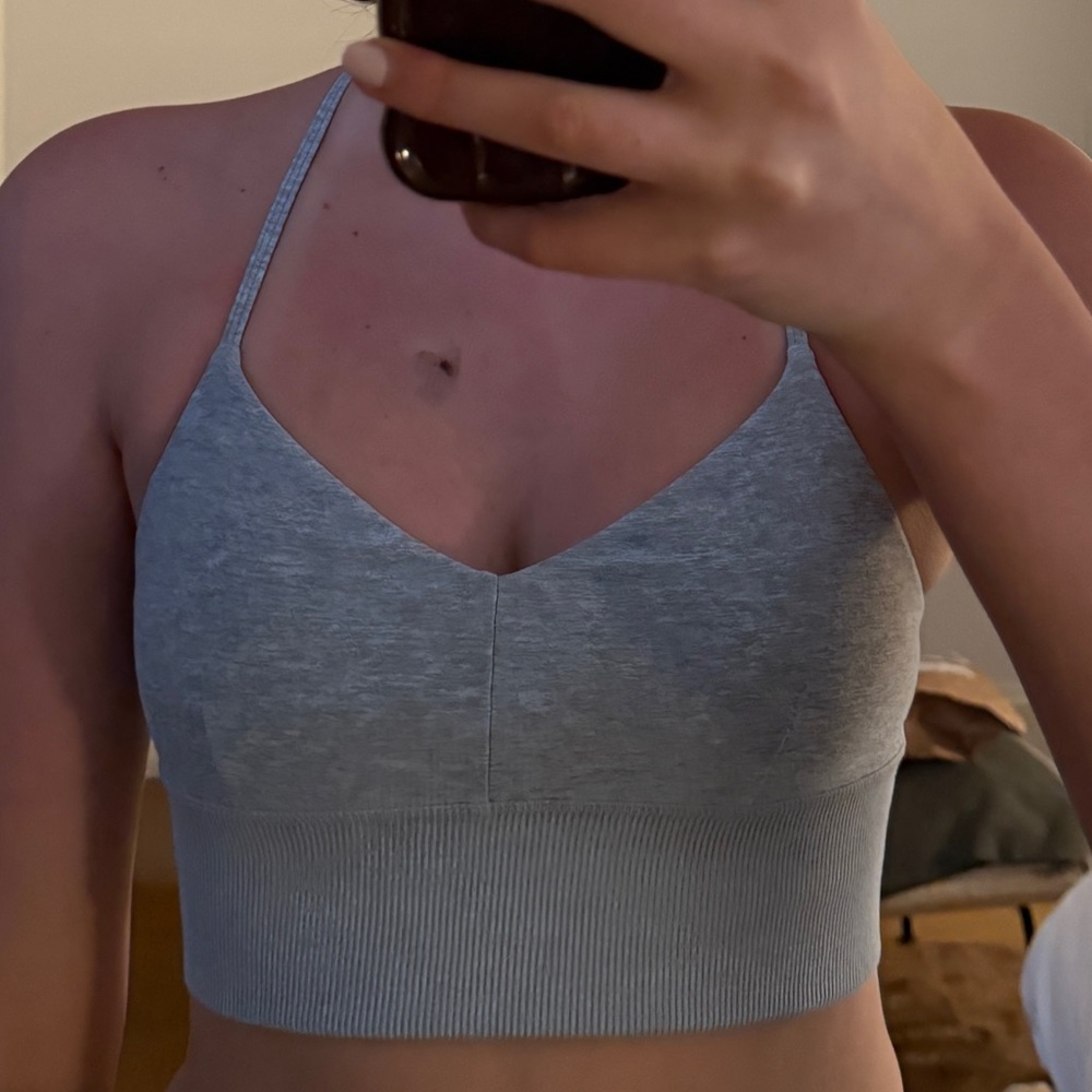 ALO Yoga Light Gray Sports Bra